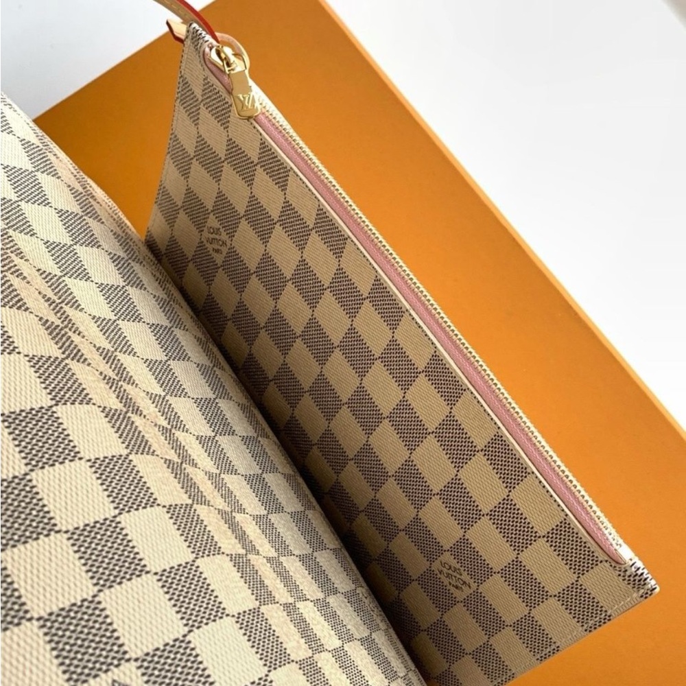 Louis Vuitton Neverfull GM Checkered Tote - Cream and Tan - Picture 6 of 12